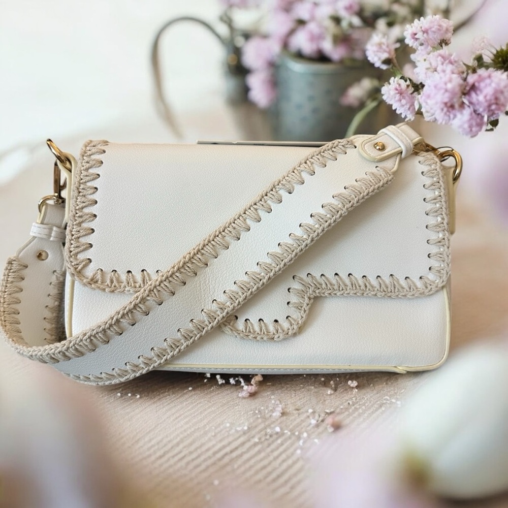 Sondra Roberts Genuine Leather Cream Crossbody With Cross Stitched Trim‎ NEW